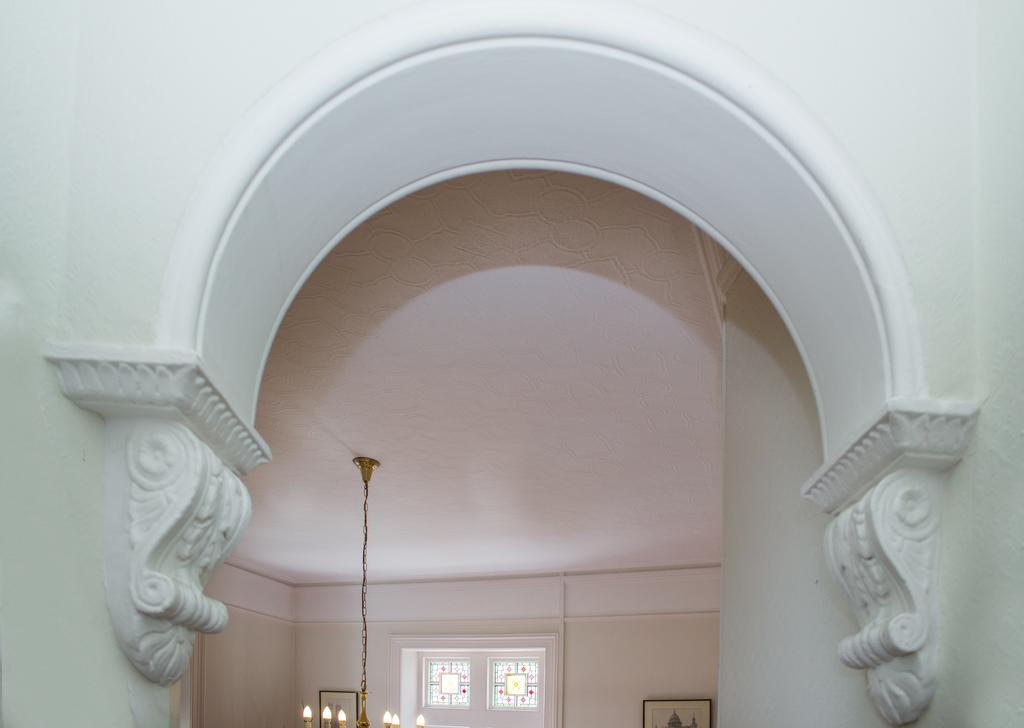 Villiers Lodge Surbiton Экстерьер фото