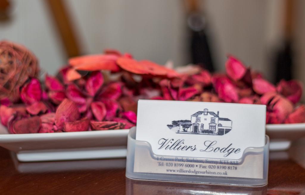 Villiers Lodge Surbiton Экстерьер фото